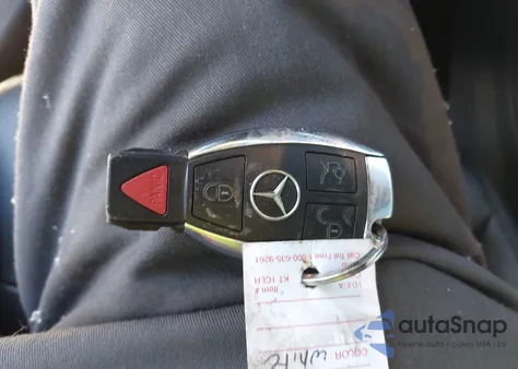 2014 Mercedes-Benz Cla 250 z USA, uszkodzony, nr VIN WDDSJ4EB7EN051664